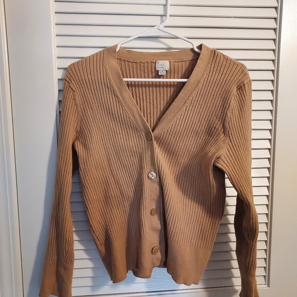 Camel Ribbed Button-Up Cardigan - Picture 3 of 6